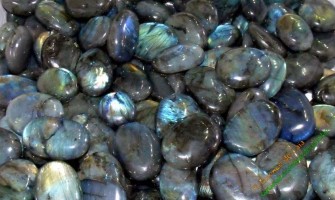 Λαμπραδορίτης